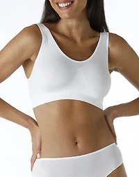 Active Comfort low-impact yoga bralette White