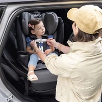 Gold Revolve360 Extend All-in-One Rotational Car Seat with SensorSafe - Moonstone Gray