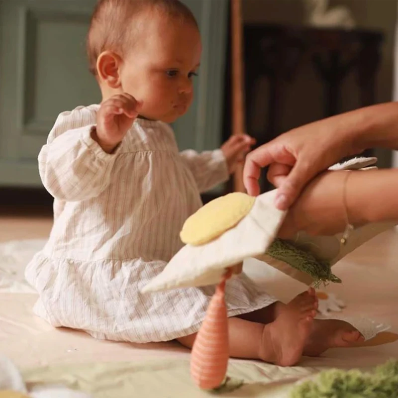 Livre en Tissus Pour Bébé - Contes de Lapins