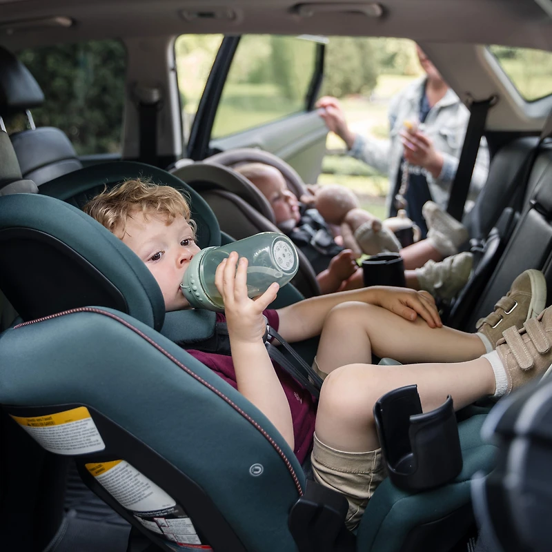 Andi 360° Rotating All-in-One Car Seat- Authentic Green