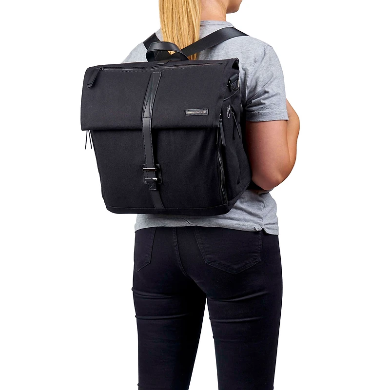 Daytripper Meta Diapers Backpack - Black