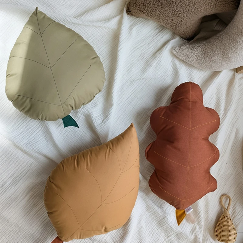 Cushion Ash Leaf - Ochre