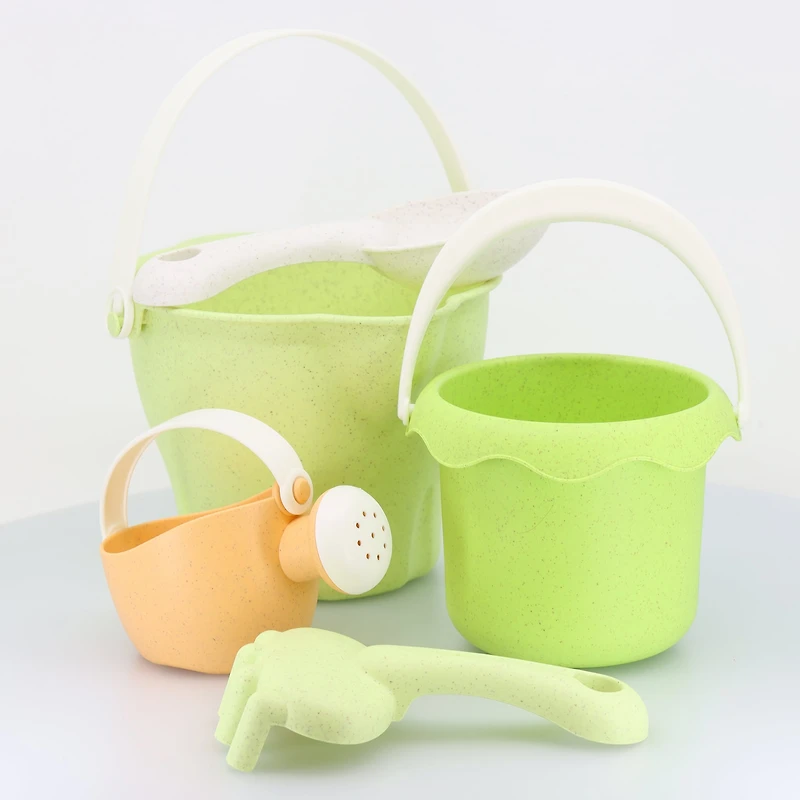 Seau et Jouets De Plage