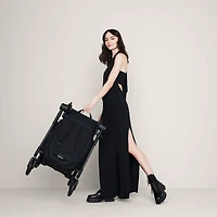 Poussette ultra légère Melio Carbon 3 - Noir lune