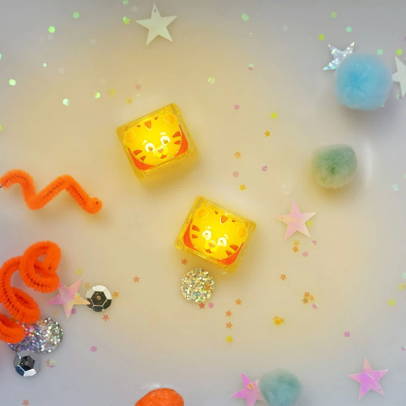 Light-Up Cubes for Bath - Daniel Tiger