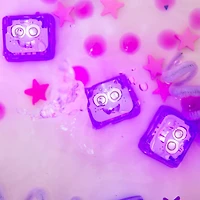Light-Up Cubes for Bath - Lumi