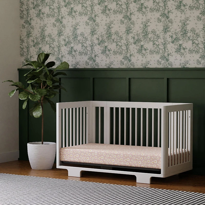 Yuzu 8-in-1 Convertible Crib - White