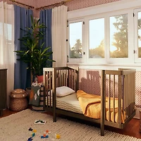 Couchette Convertible 8-en-1 Pogo avec kits de conversion - Noyer naturel