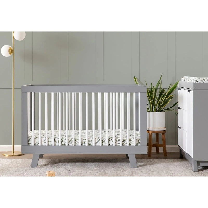 Hudson 3-in-1 Convertible Crib - Grey / White