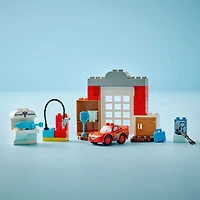 LEGO® DUPLO®│Les Bagnoles Disney et Pixar La visite de McQueen au garage de Doc