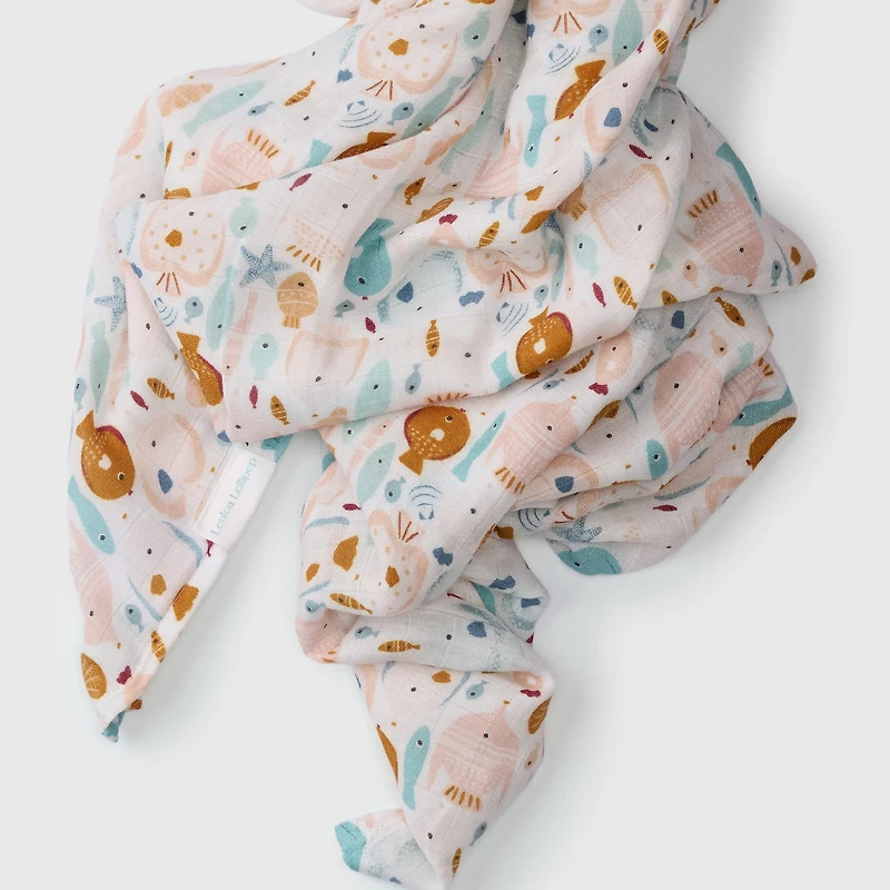 Bamboo Muslin Swaddle Blanket - Kissed