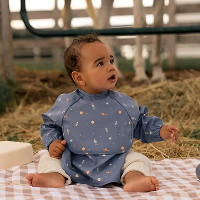 Long-sleeved Bib with integrated pocket 6-24m