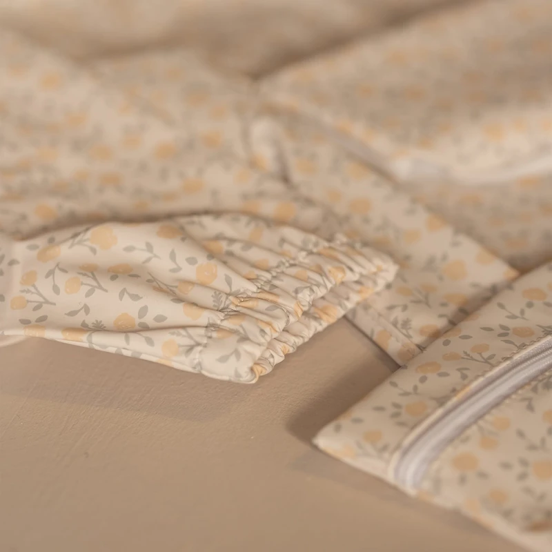 Long Sleeved Bib With Integrated Pocket 6-24m  - Flower Yellow