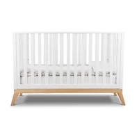 Donatello Crib - White / Natural