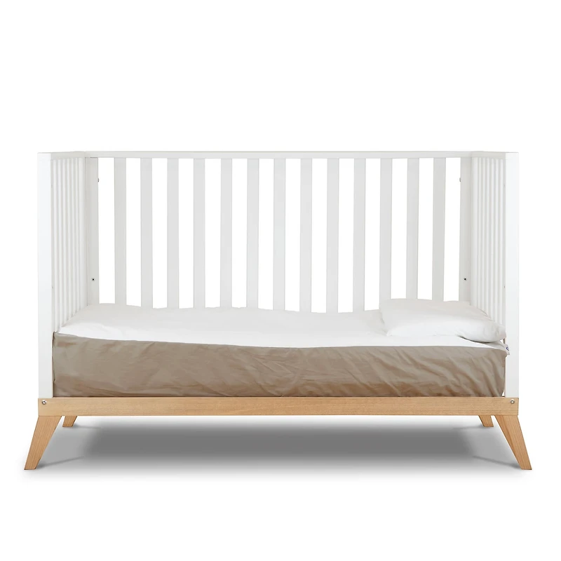 Donatello Crib - White / Natural