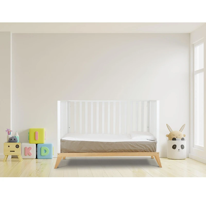 Donatello Crib - White / Natural