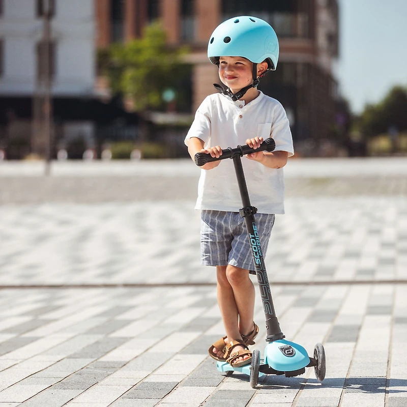 Highwaykick 3 Led Scooter - Blueberry