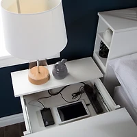 Table de Nuit avec Station de chargement