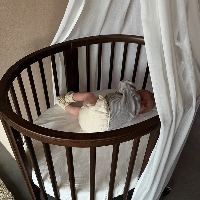 Stokke® Sleepi™ Mini​ Crib Bundle with Mattress​ V3 - Warm Brown