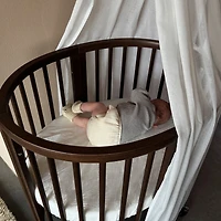 Stokke® Sleepi™ Mini​ Crib Bundle with Mattress​ V3 - Warm Brown