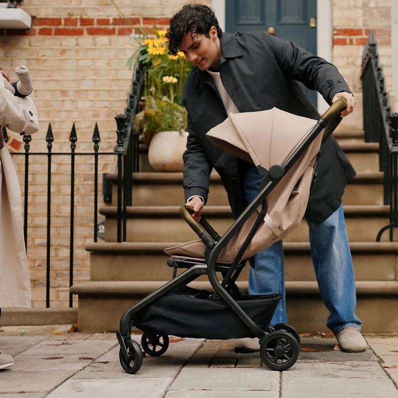 Poussette Nia - Noir Onyx