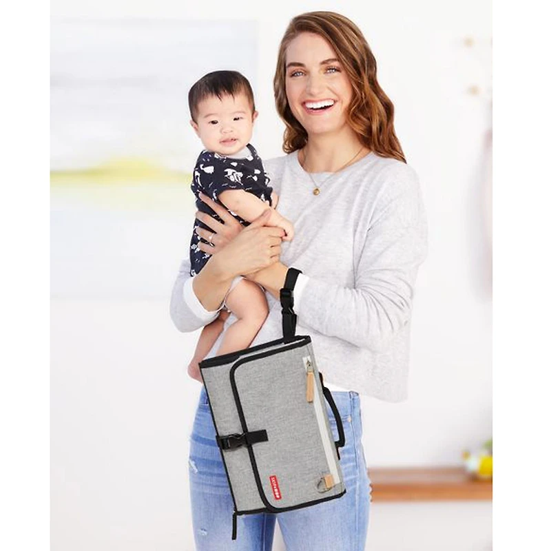Pronto Signature Changing Station - Gray Melange