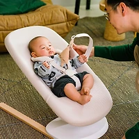 Stokke® Yoga™ Bouncer - Light Sand
