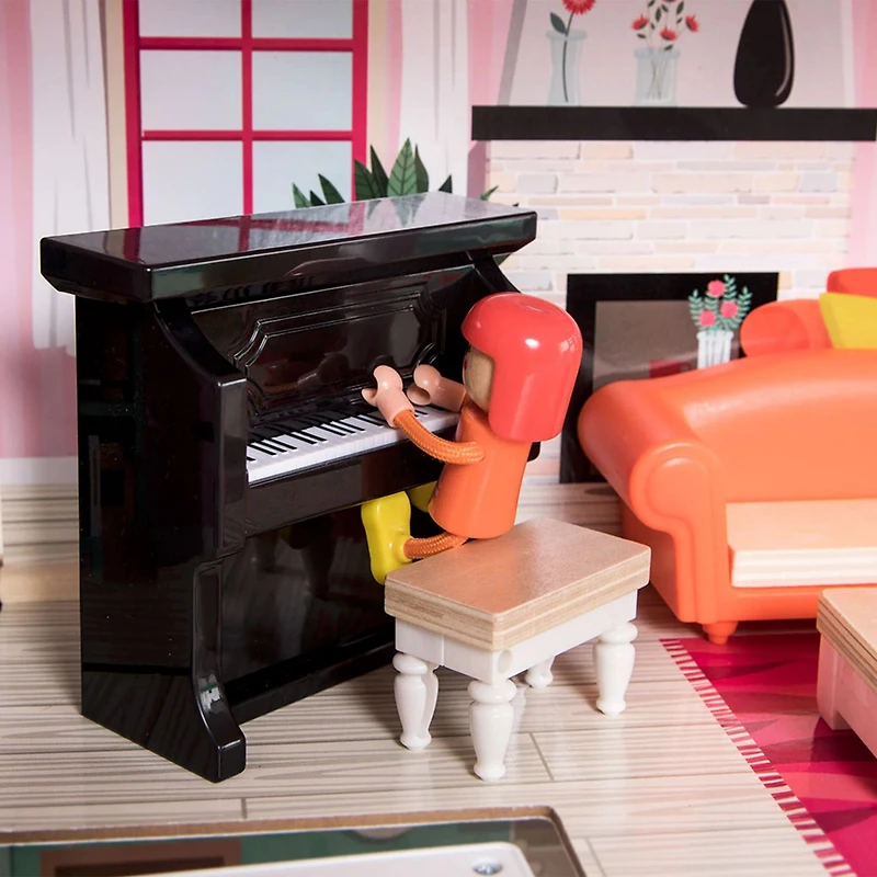 Bella's Dream Doll House