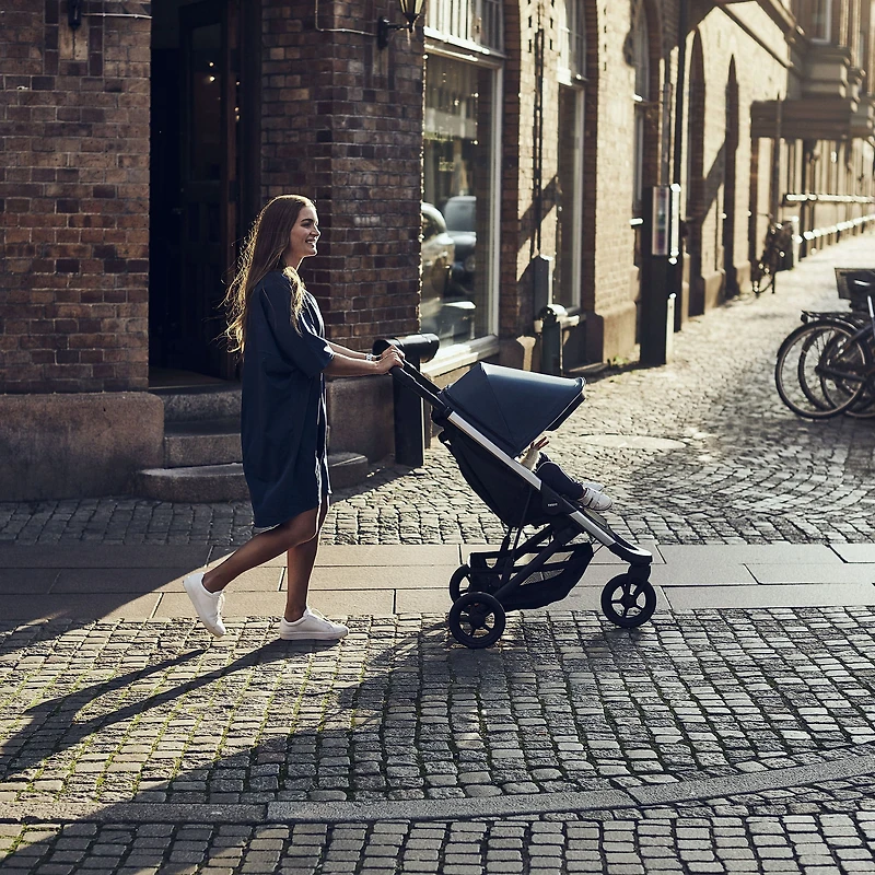 Poussette Thule Spring - Aluminium / Gris Shadow