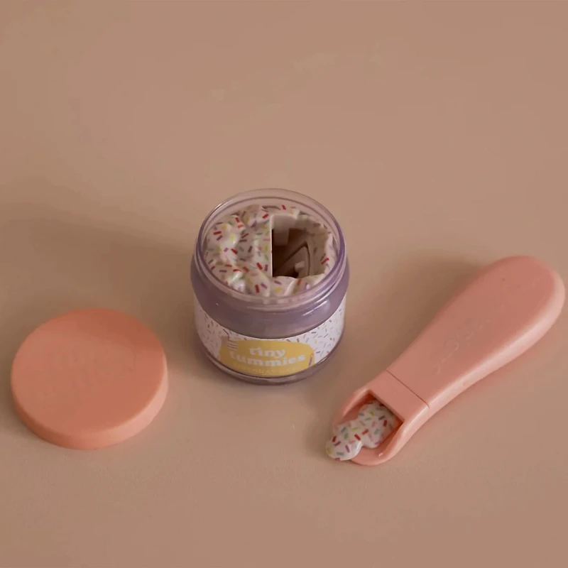 Ensemble Cadeau - Gâteau D'Anniversaire et Lait à La Fraise