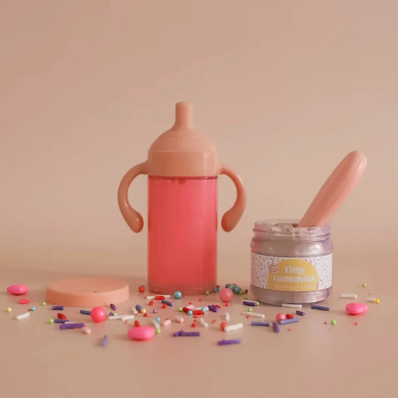 Ensemble Cadeau - Gâteau D'Anniversaire et Lait à La Fraise