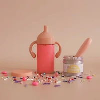 Ensemble Cadeau - Gâteau D'Anniversaire et Lait à La Fraise