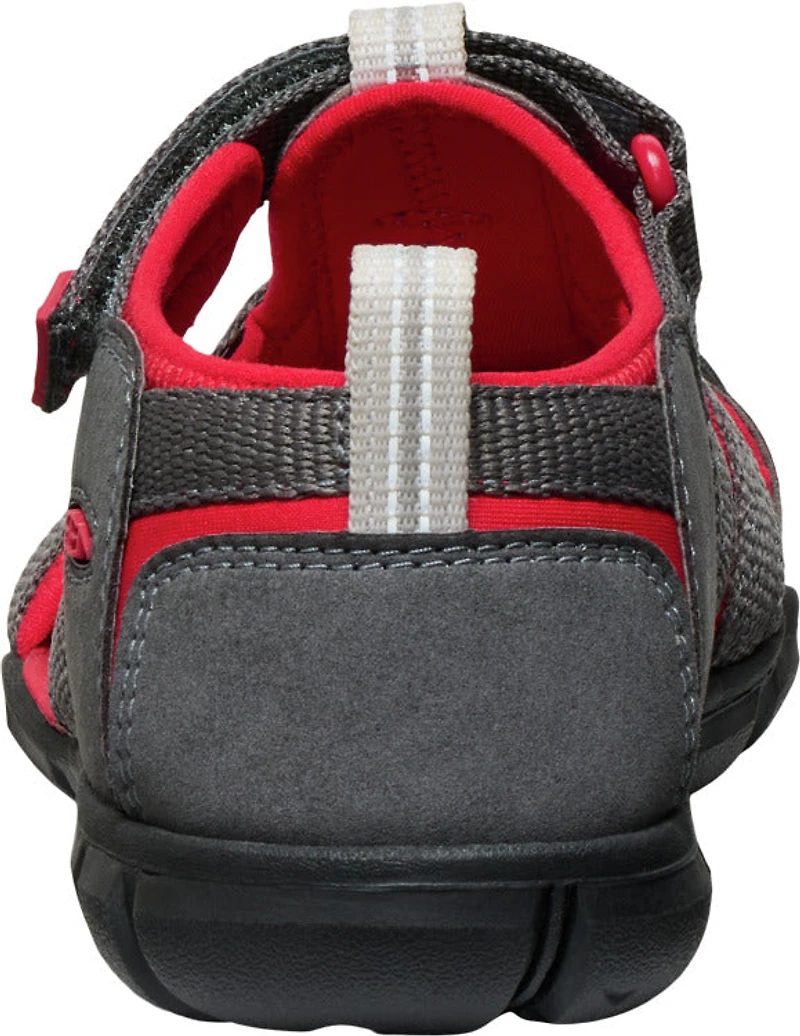 Y Seacamp II CNX Magnet Red Carpet