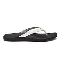 Puawe White
