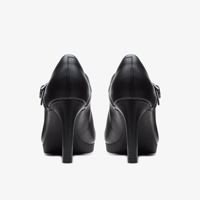 Ambyr Shine Leather Black
