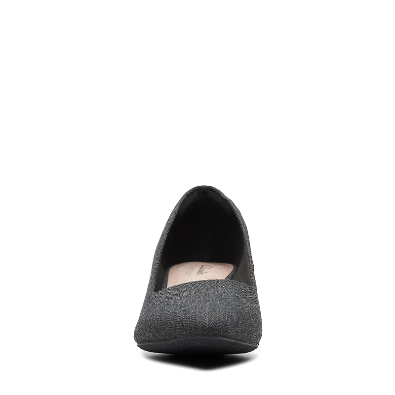 Teresa Step Black
