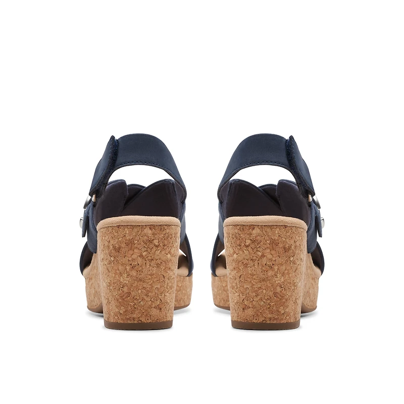 Giselle Dove Navy