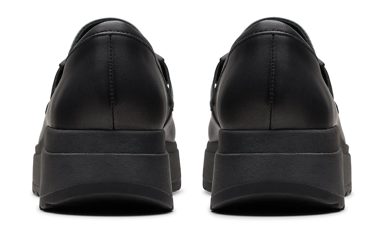 Loriini Izzy Leather Black
