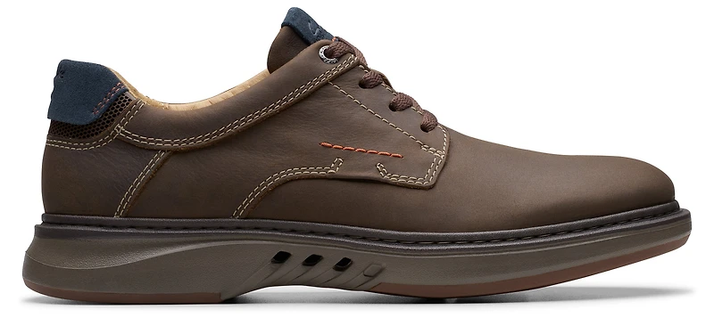 Un Briley Pace Nubuck Brown