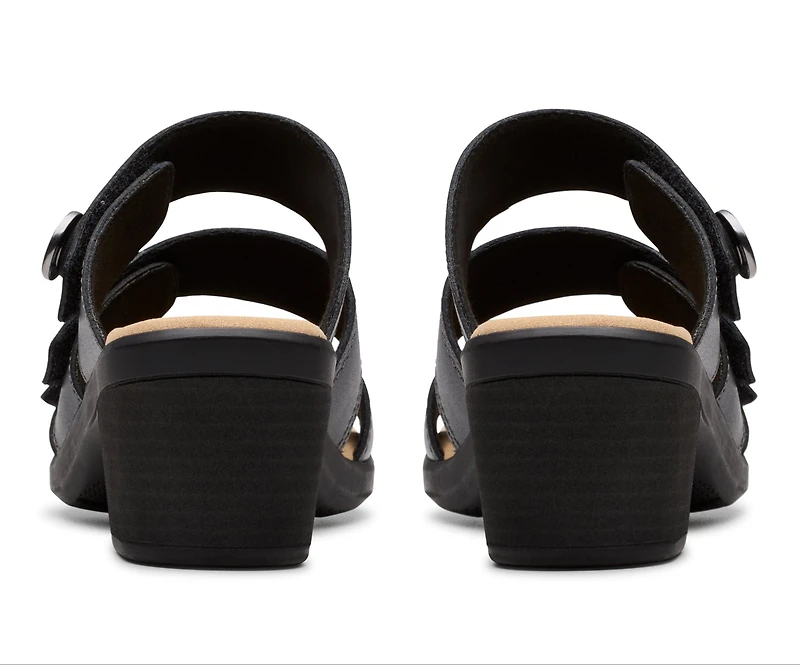 Emily2 Adella Black