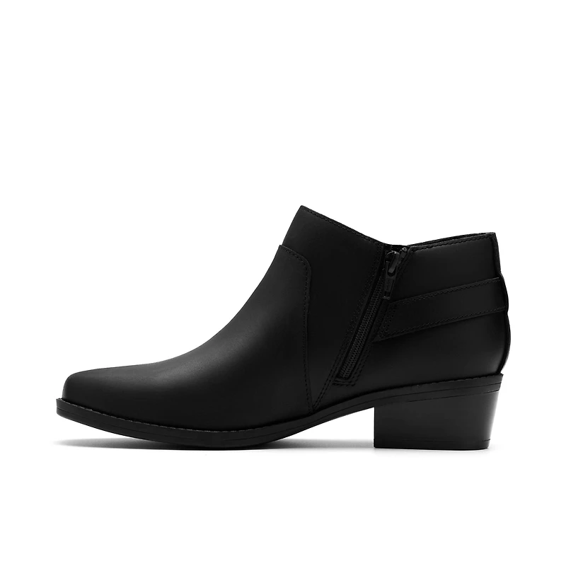 Danyelle Gema Black Oily