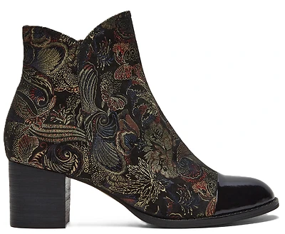 Saraid Black Regal