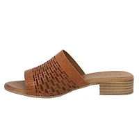 Elissa 01 Tan