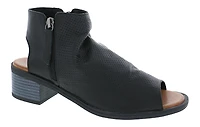 Fatima Black