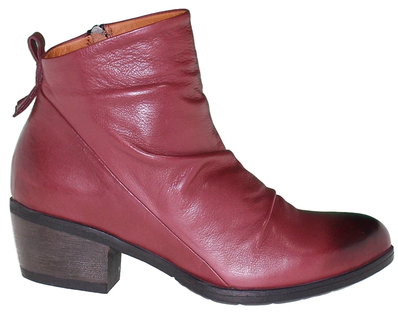 Vita Burgundy