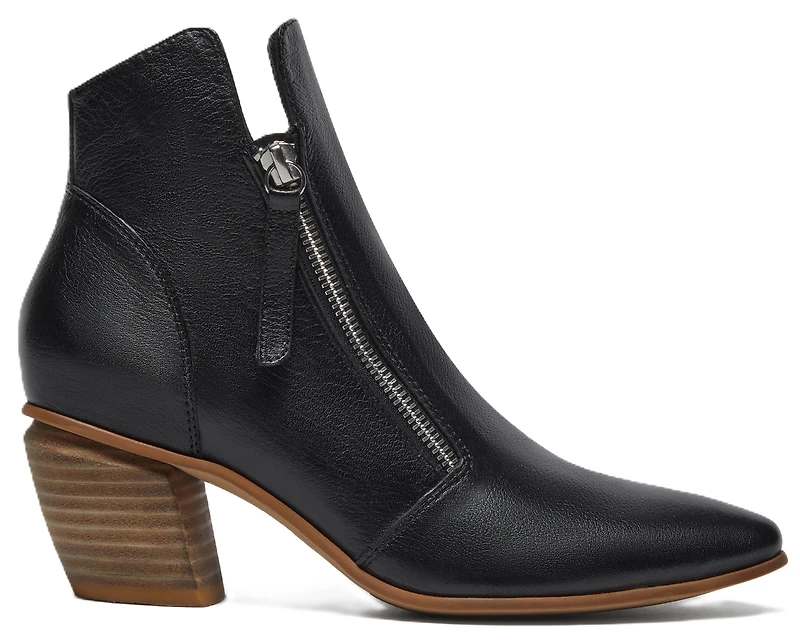 Jazzy Black