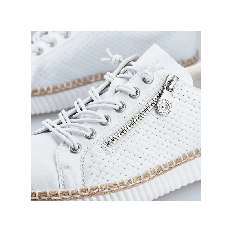White Lace Up