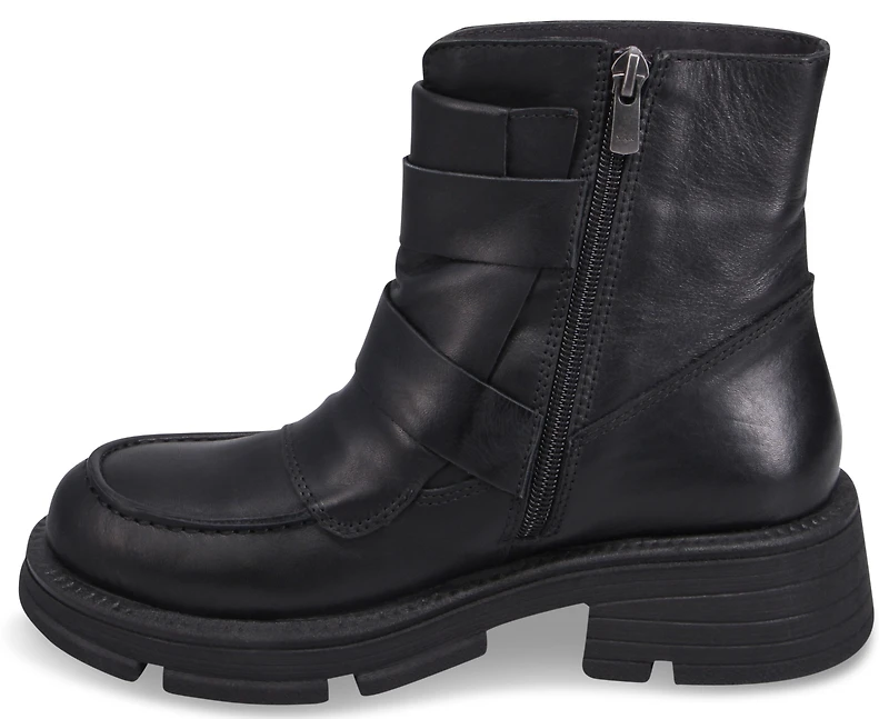 Adorra Black