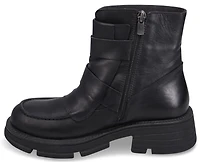 Adorra Black