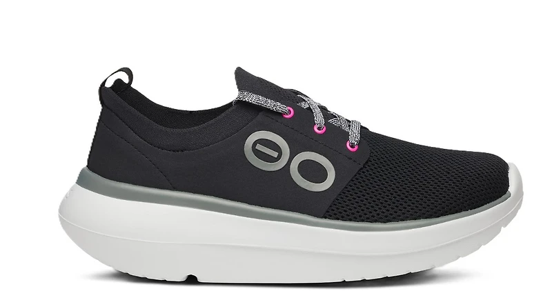 Women's Oomy Stride White Black